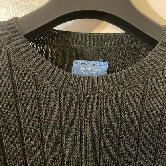Vera Wang Sweater #15 - Picture 2 of 3